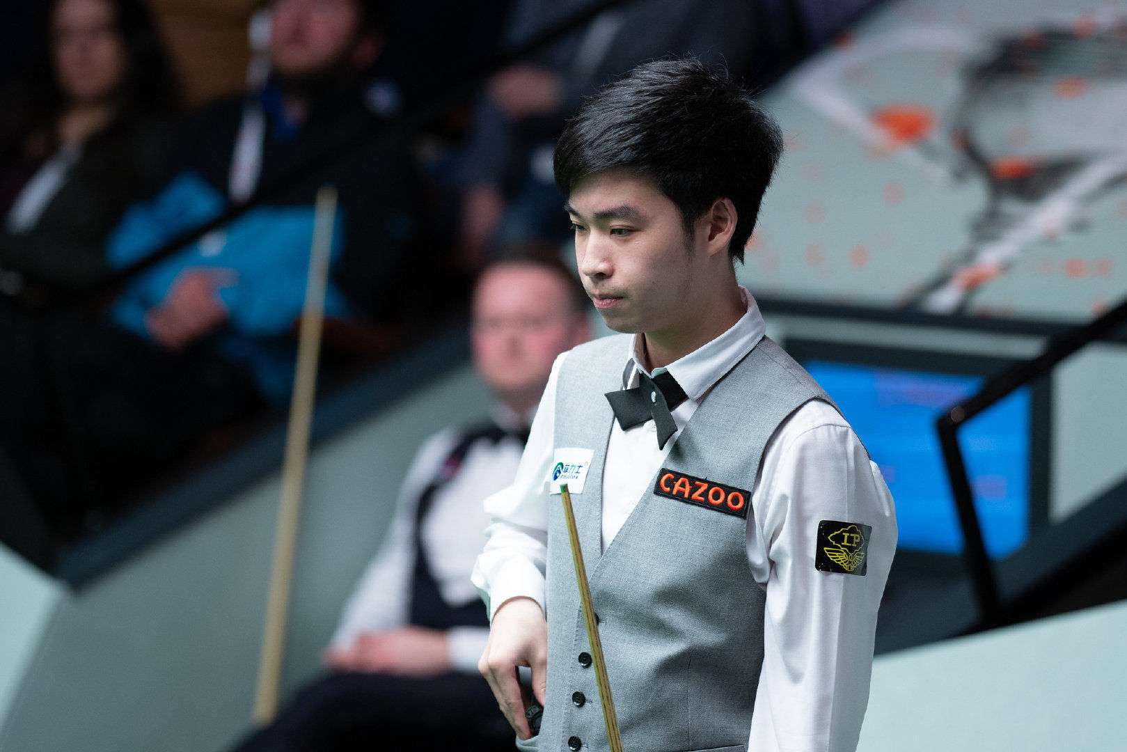 球迷质疑 球迷质疑